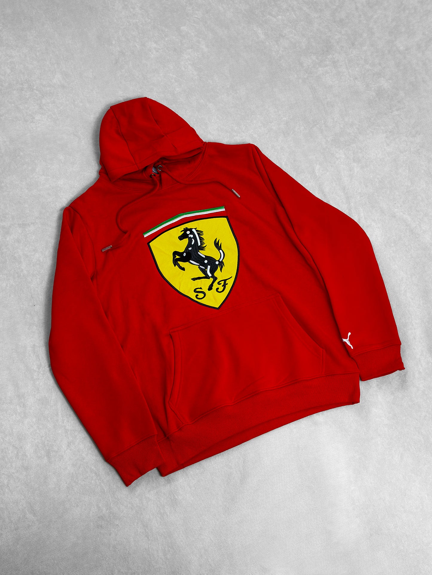 FERRARI ROJO LOGO CENTRO