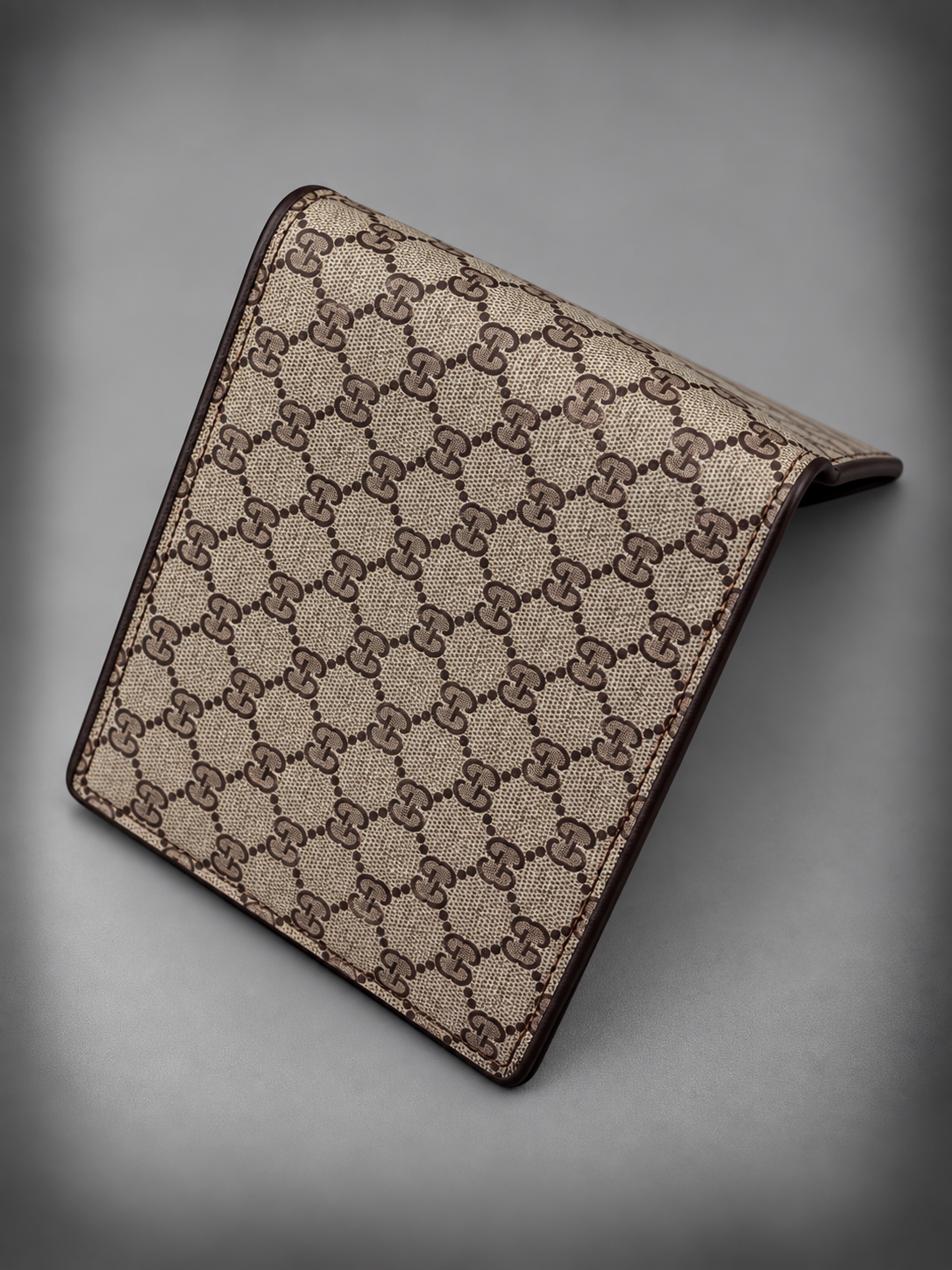 GUCCI MONOGRAMA CAFÉ