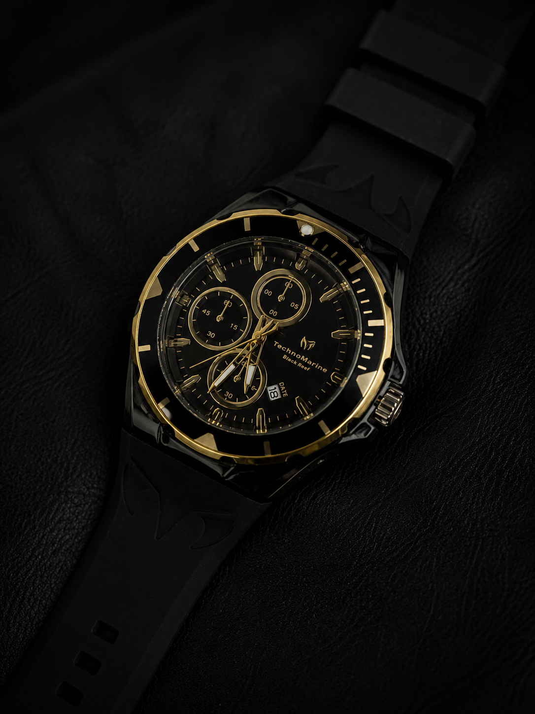 TECHNOMARINE NEGRO/DORADO