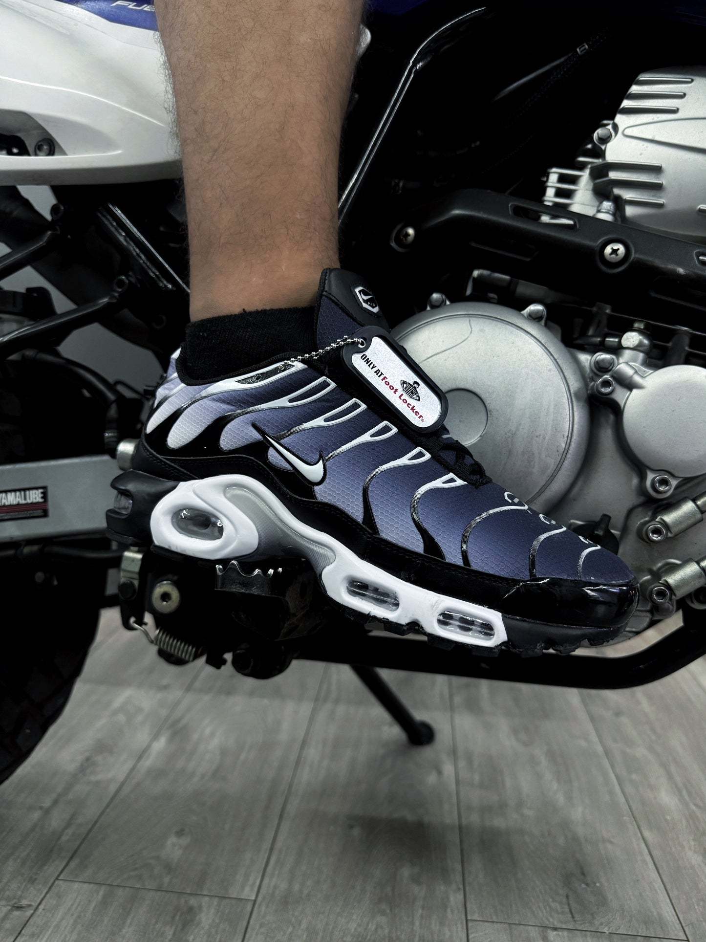 NIKE TN AIR AZUL