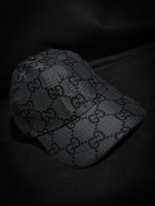 GUCCI GRIS MONOGRAMA