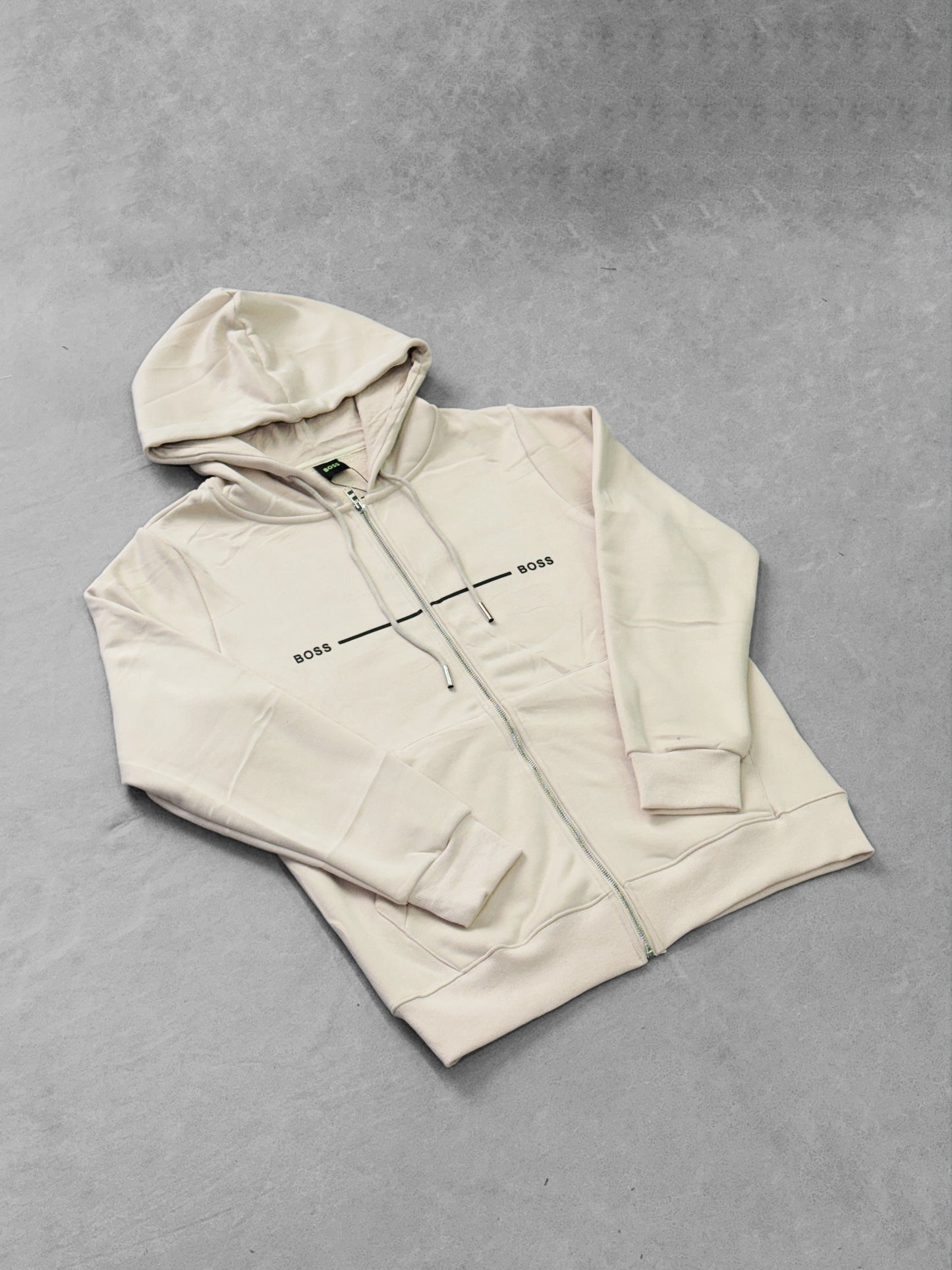 BOSS BEIGE SIMPLE