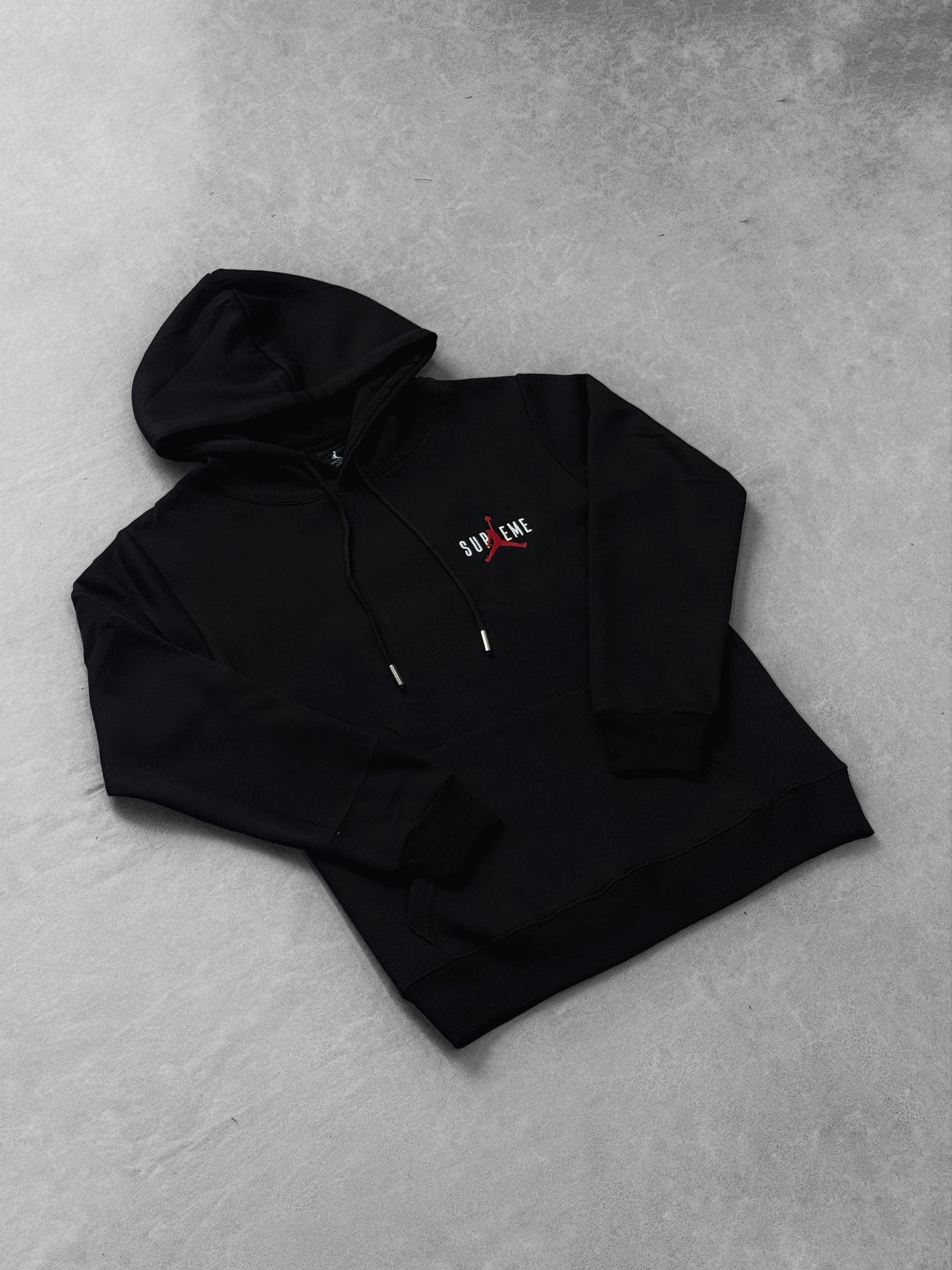 JORDAN X SUPREME NEGRO