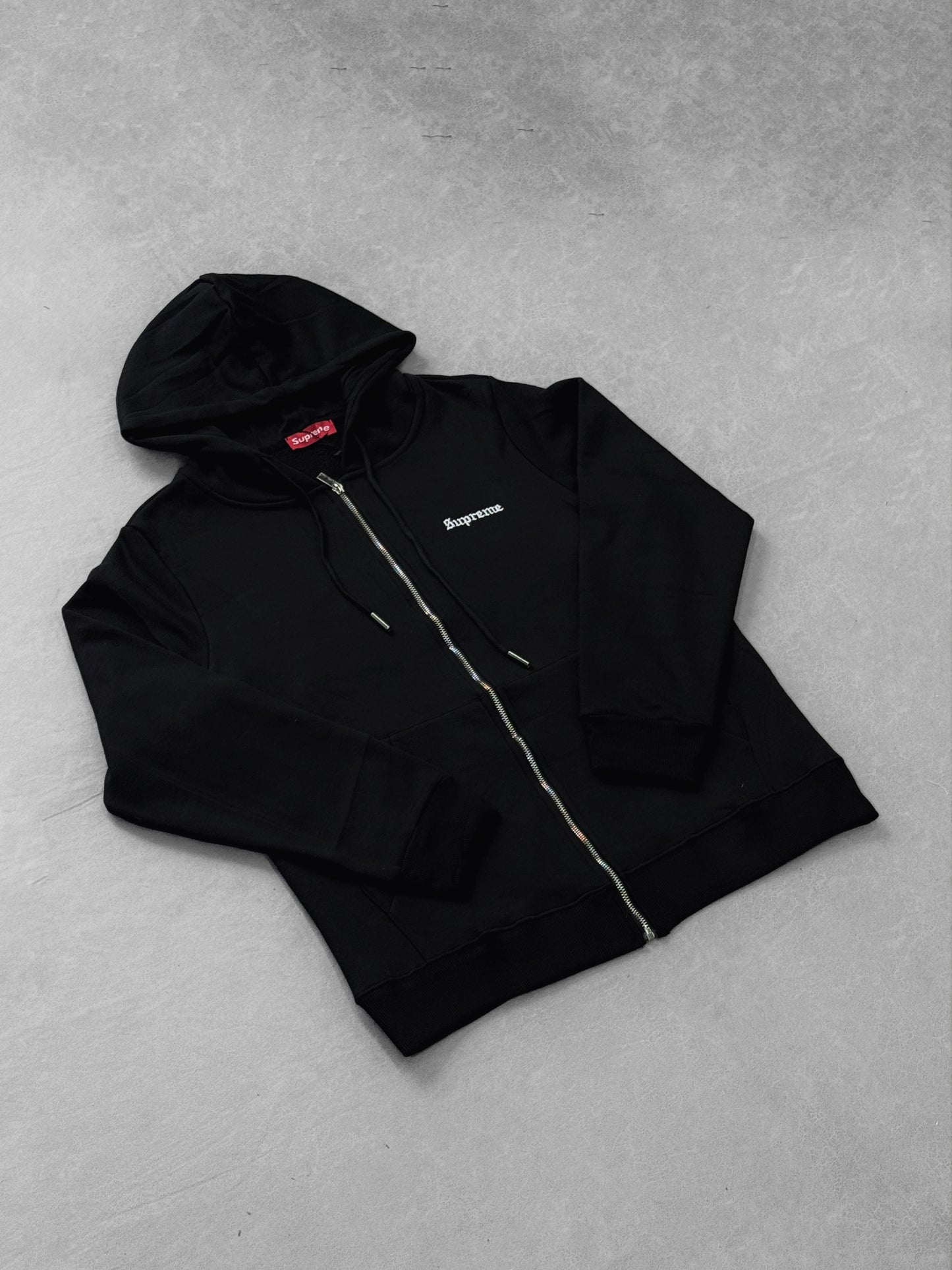 SUPREME NEGRO CIERRE