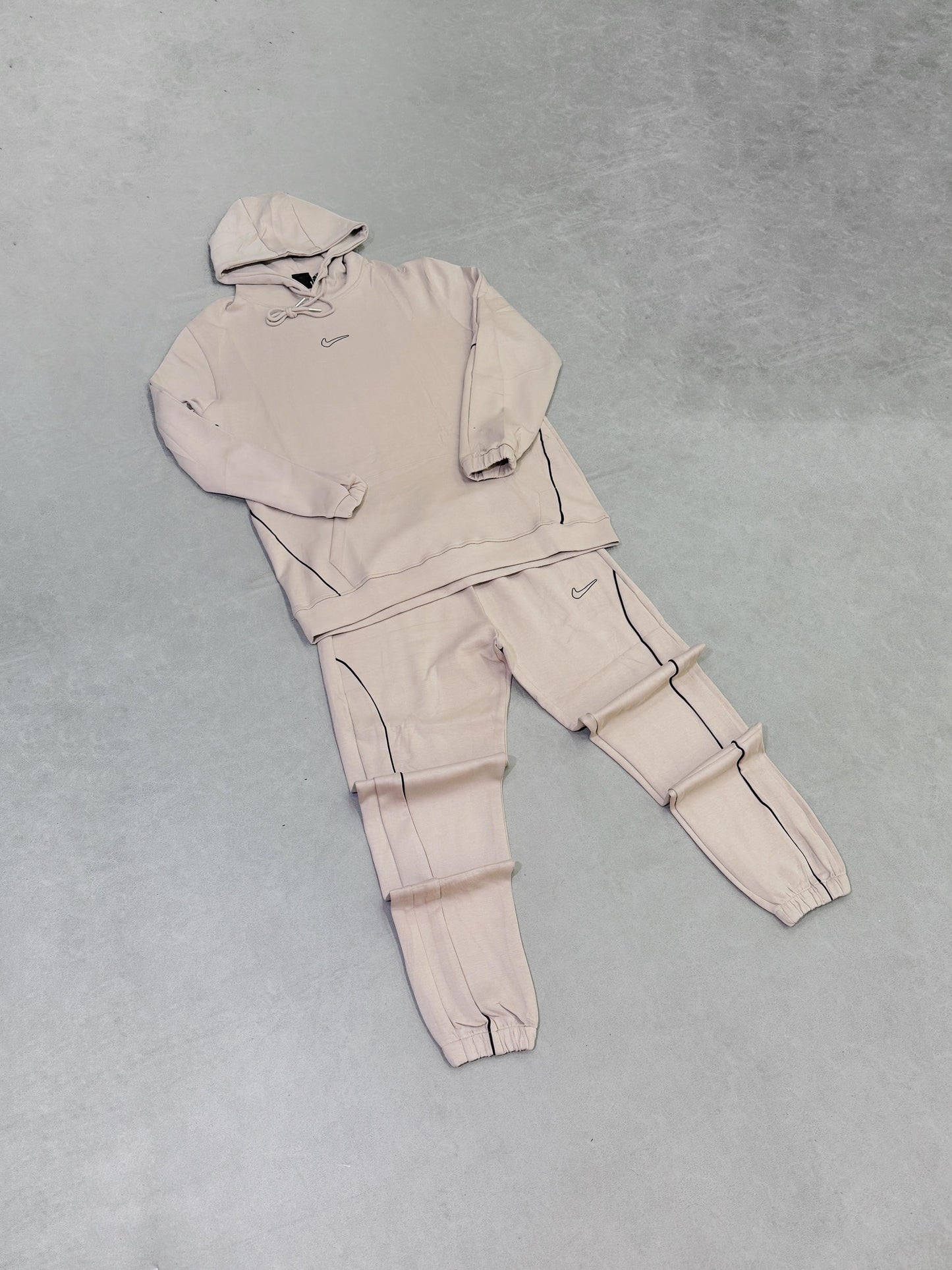 NIKE 1 BEIGE SPORTWEAR