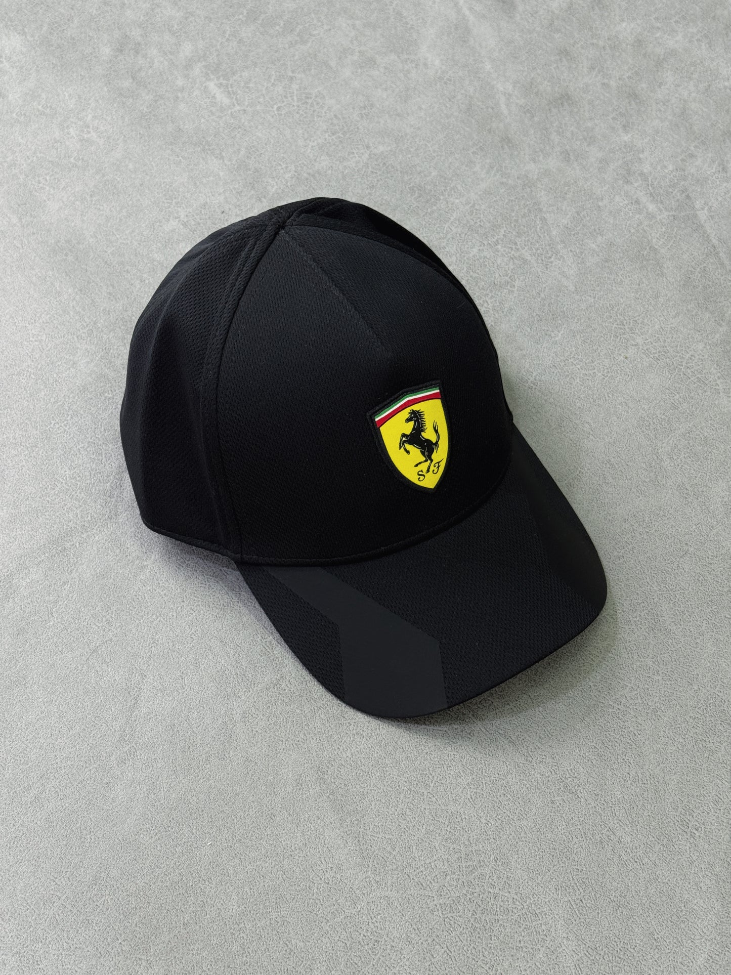 PUMA NEGRA FERRARI RACER