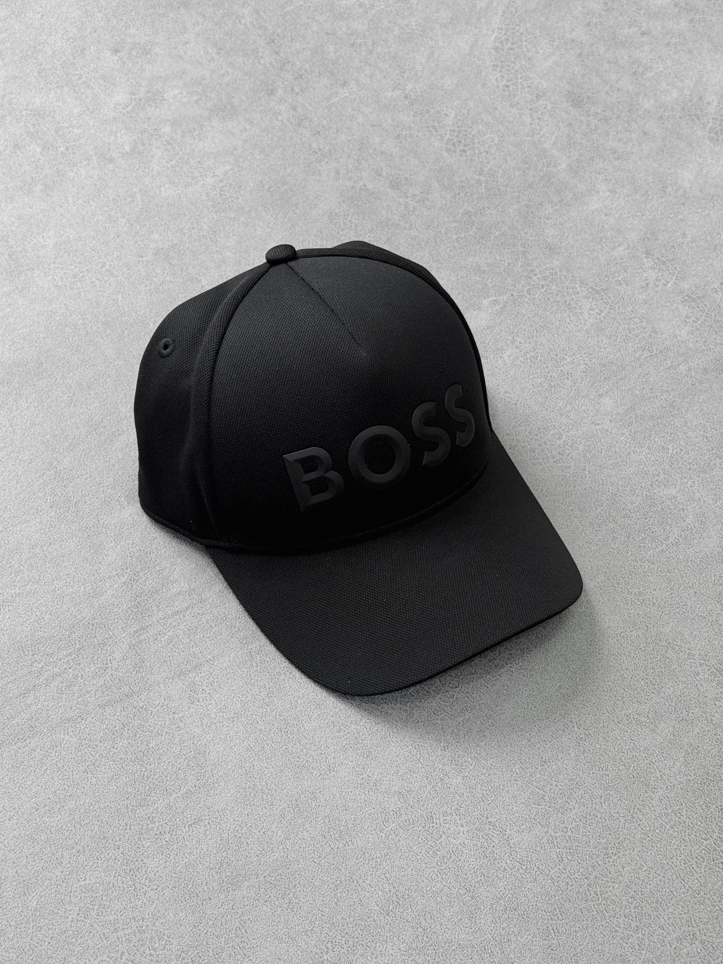 BOSS NEGRA CLÁSICA