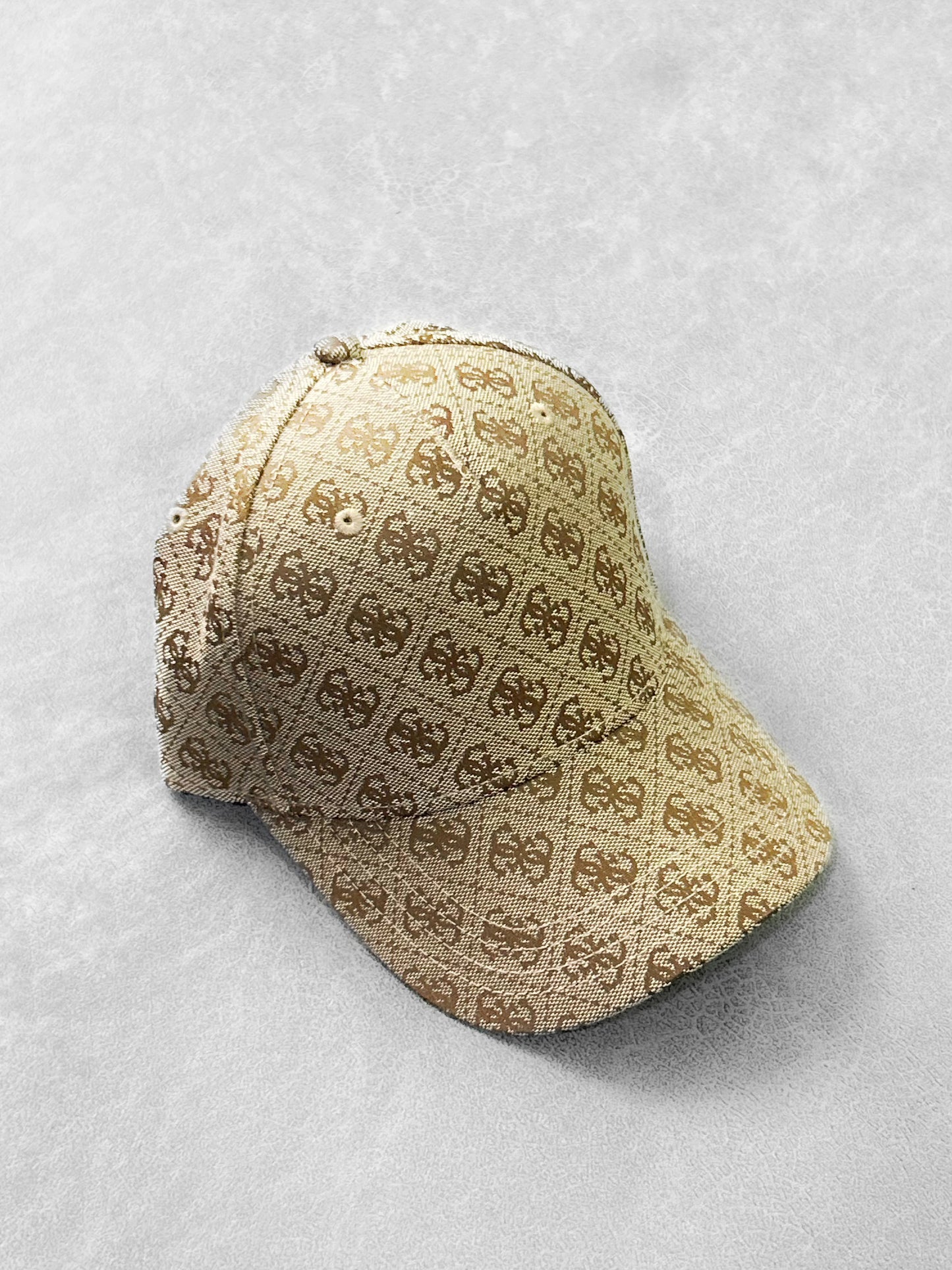 GUESS MONOGRAMA