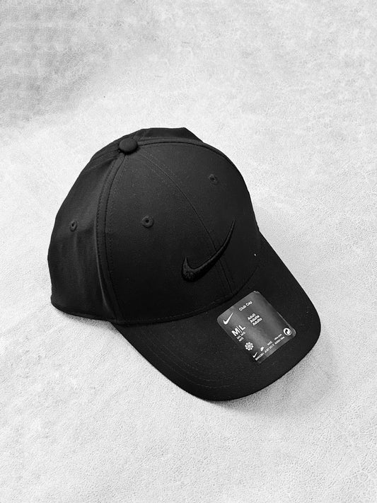 NIKE CLÁSICA CURVA