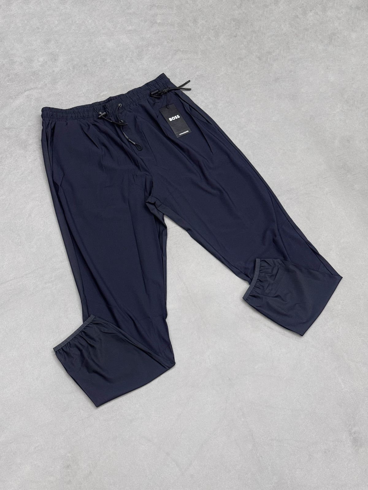 BOSS AZUL OSCURO IMPERMEABLE
