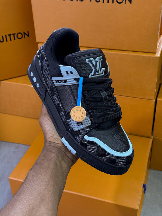 LV TRAINER