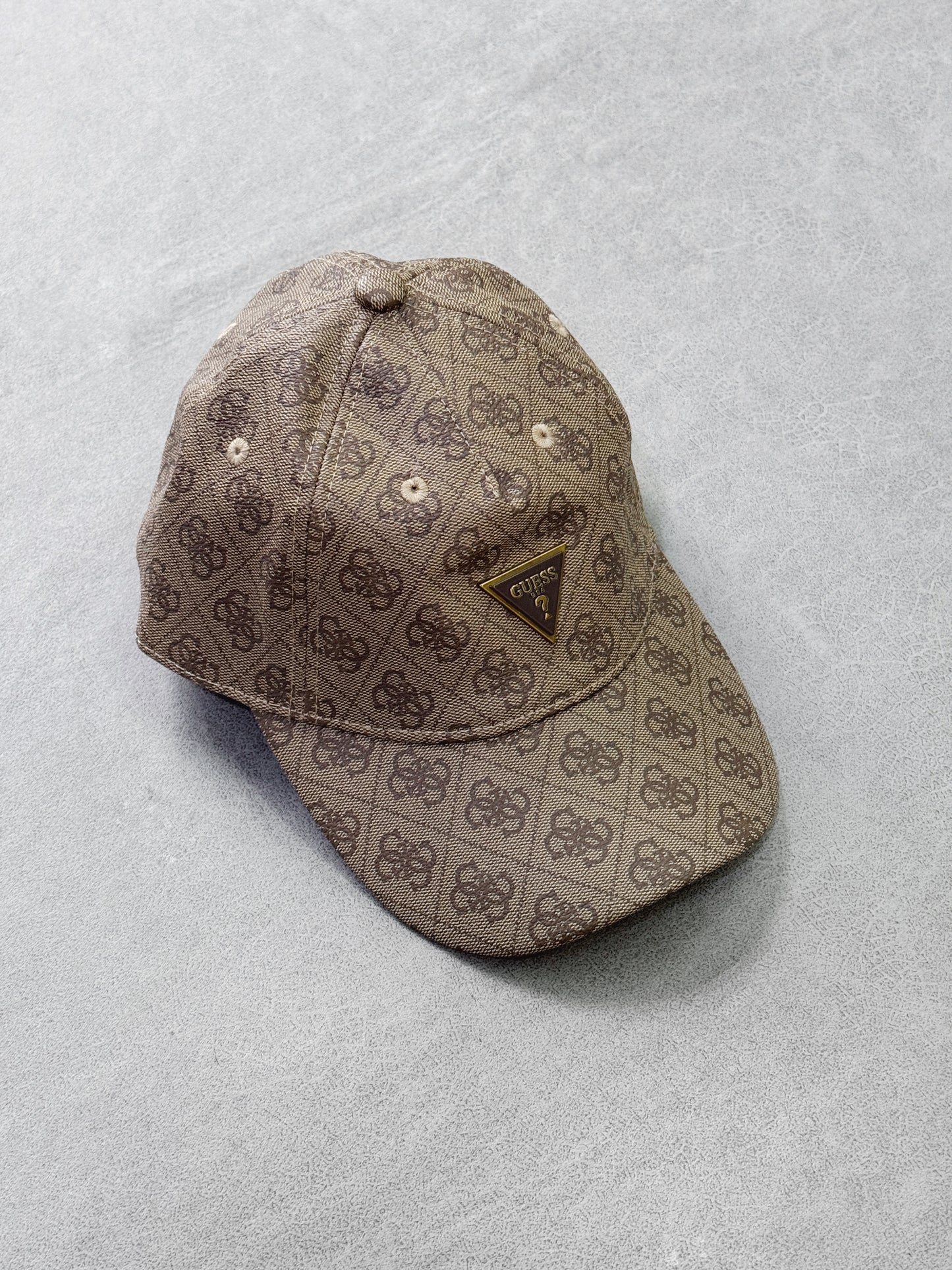 GUESS CAFE MONOGRAMA INSIGNIA